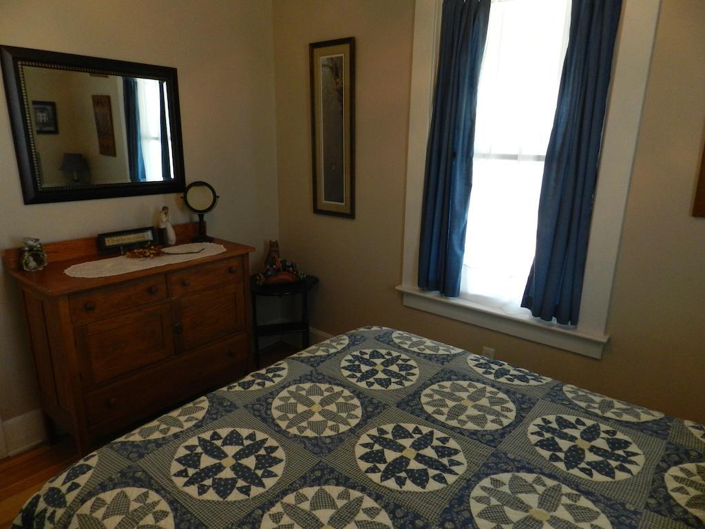 Helming Guest House Hermann Room photo